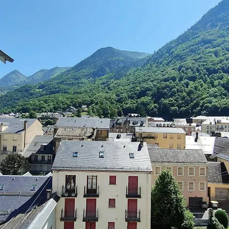 2 Pieces Au Centre De - 4 Pers - Fr-1-234-148